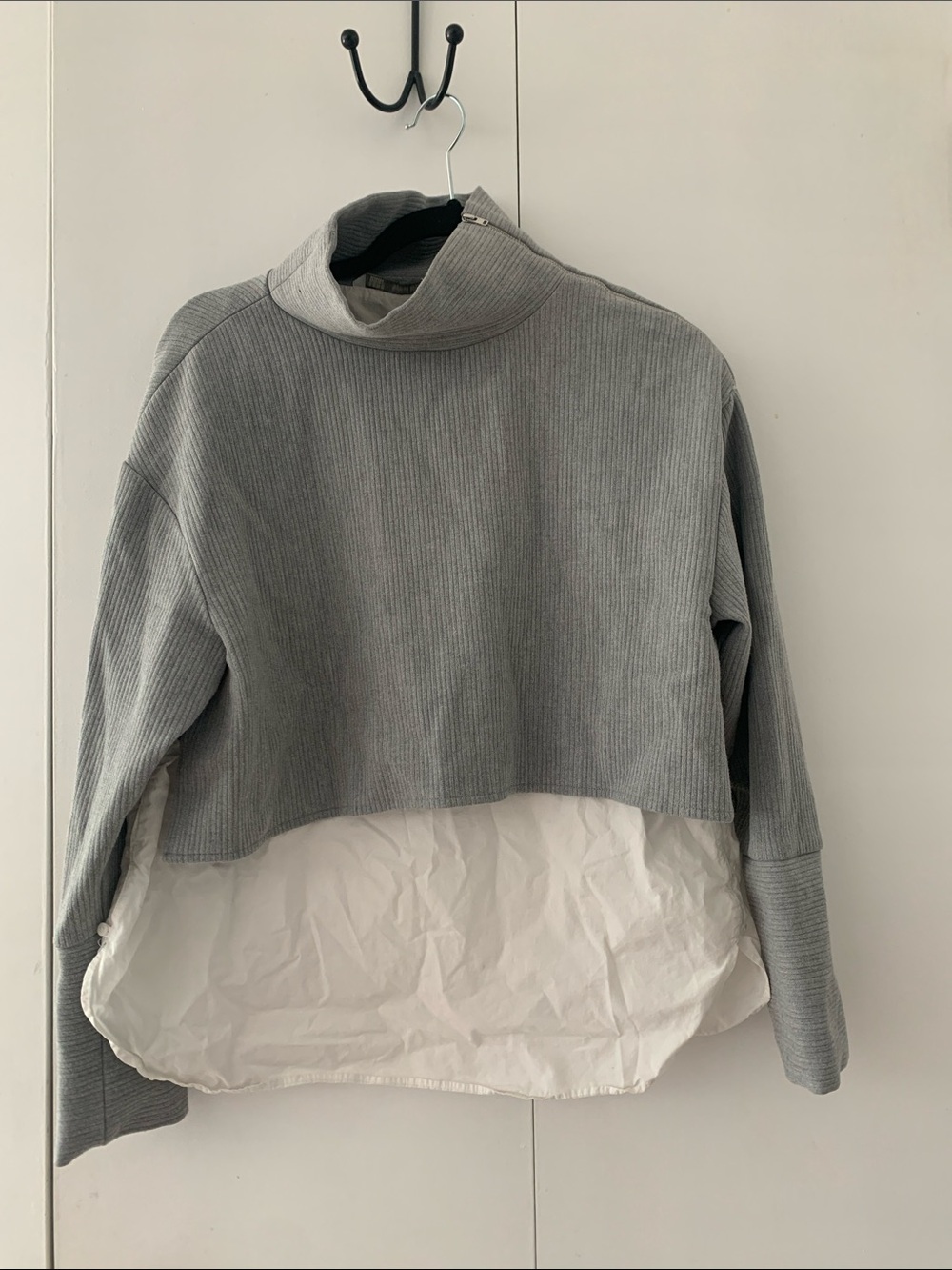 Zara Gray Ribbed Cowl-Neck Sweater with White Layered Hem